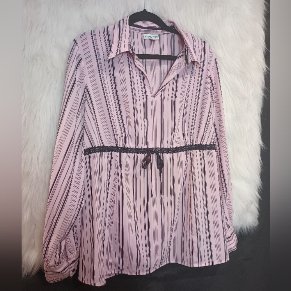 Motherhood Maternity Pink and Black Long Sleeve V-neck Striped Top Size 1X - Picture 5 of 13